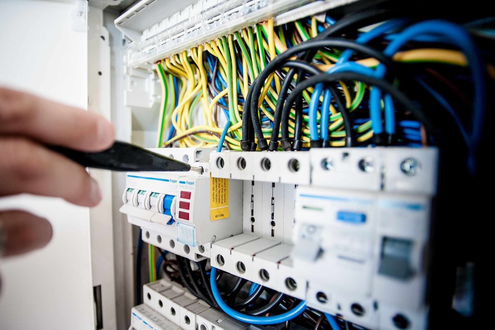 Électricien à Brunoy